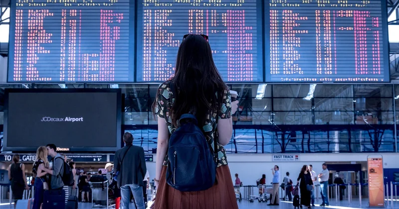Voyage solo femme pas cher : où part réellement l'argent