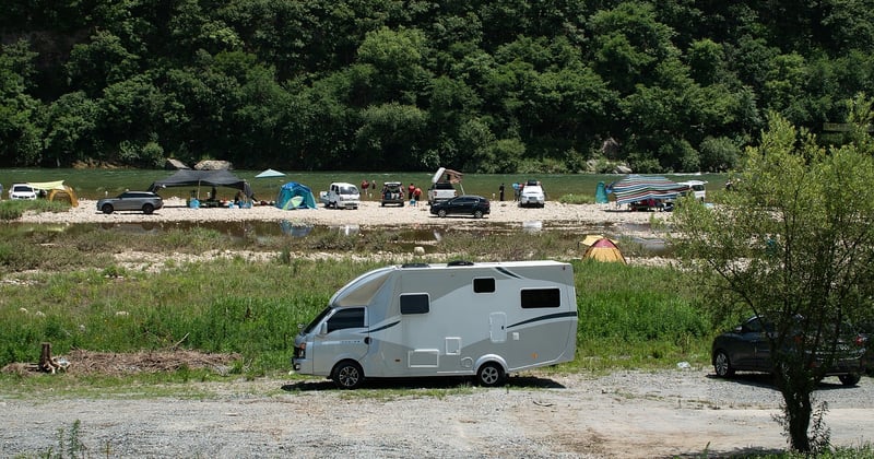 Voyage en camping-car en famille : organisation et conseils malins